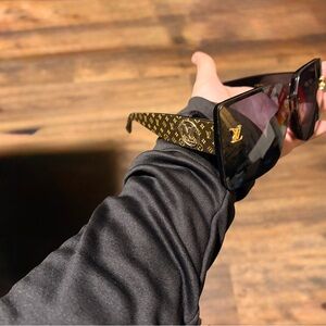 Louis Vuitton Black and Gold Eyewear